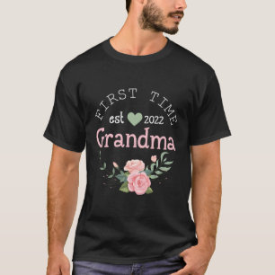 Erstmals Oma Est 2022 für neues Grandm beworben T-Shirt