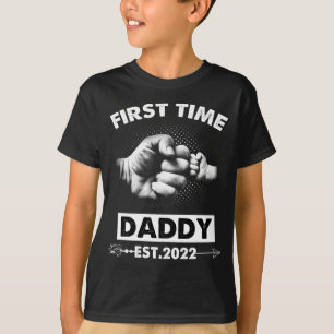 Erstmals Papa New Dad Est 2022 Shirt Väter