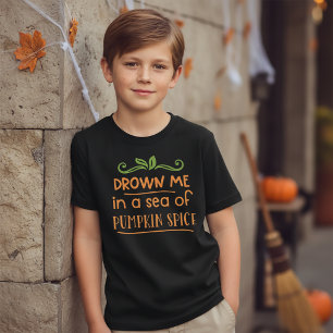 Ertränk mich in einem Meer von Kürbisgewürz Hallow T-Shirt