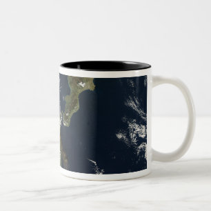 Eruption von Mt Ätna in Sizilien Zweifarbige Tasse