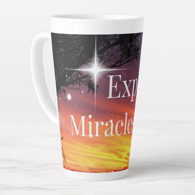 Erwarten Sie, dass Wunder das Sonnenuntergang spre Milchtasse (Linke Ecke)