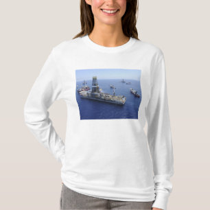 Erweiternde Operationen geleitet durch den T-Shirt