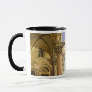 Erzbischofspalast-Arkaden mit Dubrovnik Kathedrale Tasse
