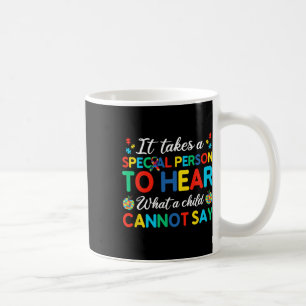 Es braucht eine besondere Person, um zu hören, was Kaffeetasse