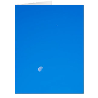 Es fliegt über dem Schlaf