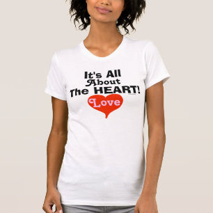 Es geht um das Herz-Liebe-Rotes Herz T-Shirt