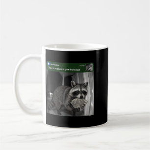 Es gibt Bewegung an der Vordertür Lustiger Jimothy Kaffeetasse