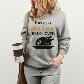 Es gibt ein kleines türkisches Shirt