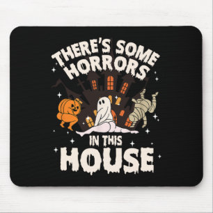 Es gibt ein paar Horror in diesem Gastgeber Hallow Mousepad
