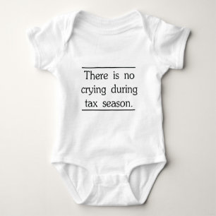 Es gibt kein Schreien während der Steuerjahreszei Baby Strampler
