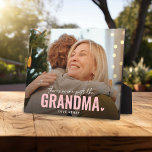 Es gibt niemanden, der ein Geschenk von GRANDMAs F Fotoplatte<br><div class="desc">Moderne Custom Foto Plaque mit dem Text "Es gibt niemanden, der GRANDMA ganz ähnlich ist", mit einer Kombination aus Schrift und Sans Typografie und einem niedlichen kleinen Herz. Personalisieren Sie mit dem Namen, von dem es stammt. Diese Plaque würde für (Großvater, Mutter, Vater, Schwester etc.) arbeiten. Ein wertvolles Geschenk für...</div>