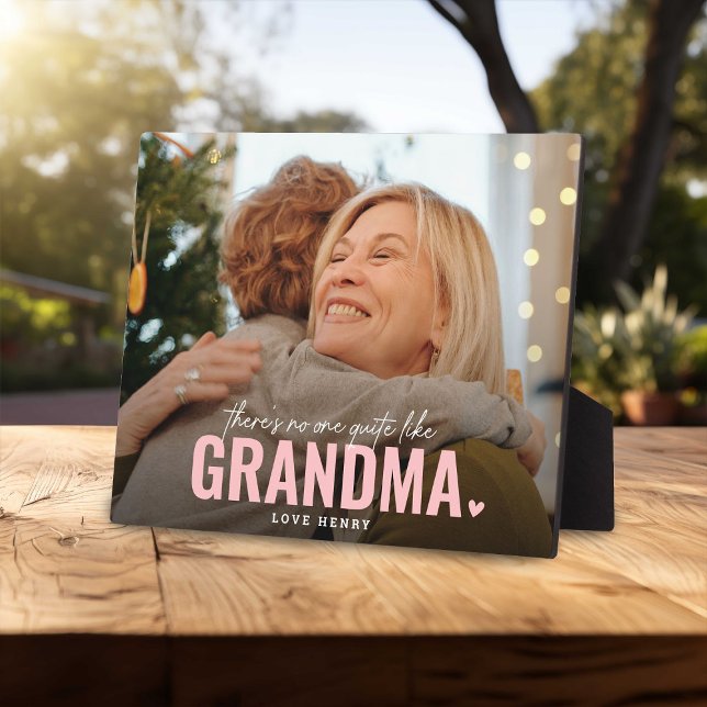 Es gibt niemanden, der ein Geschenk von GRANDMAs F Fotoplatte (Von Creator hochgeladen)