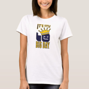 Es ist die entspannte geeignete lange Hülse meiner T-Shirt