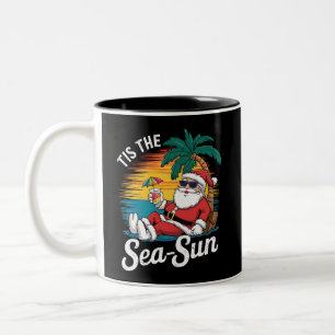 Es ist die Meersonne Santa Beach Weihnachten im Ju Zweifarbige Tasse