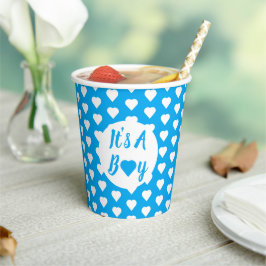 Es ist ein Boy Heart Pattern Pappbecher