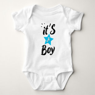 Es ist ein Junge Baby Strampler