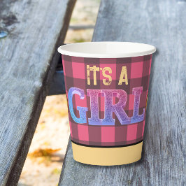 Es ist ein Mädchen Rustic Lumberjack Flannel Baby  Pappbecher