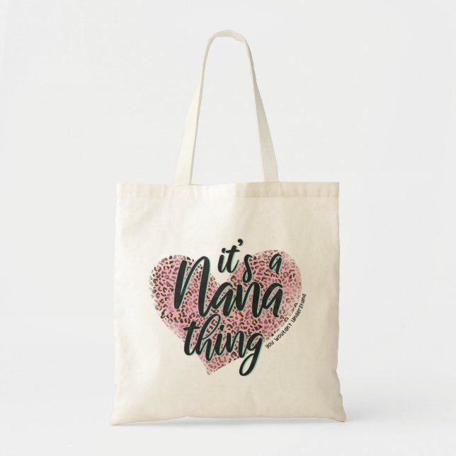 Es ist ein Nana-Thing-Oma Tragetasche (Vorne)