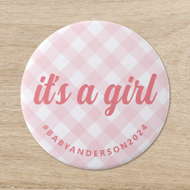 Es ist eine Girl Gingham Baby Dusche Button