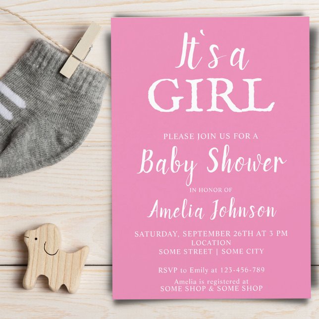 Es ist eine Girl Typografie Pink Baby Girl Baby Du Einladung (Von Creator hochgeladen)