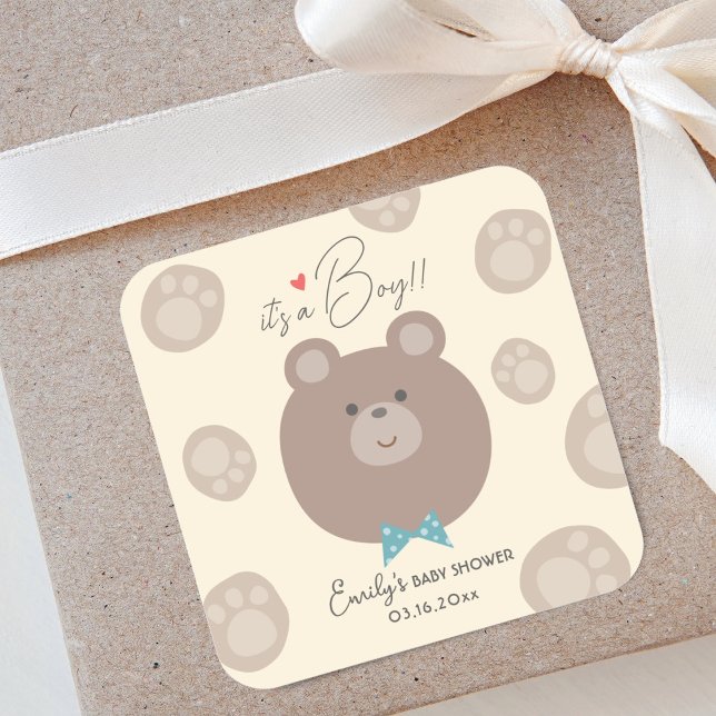 Es ist eine Niedliche Bärenbraun-Teddy-Babydusche Quadratischer Aufkleber (Von Creator hochgeladen)