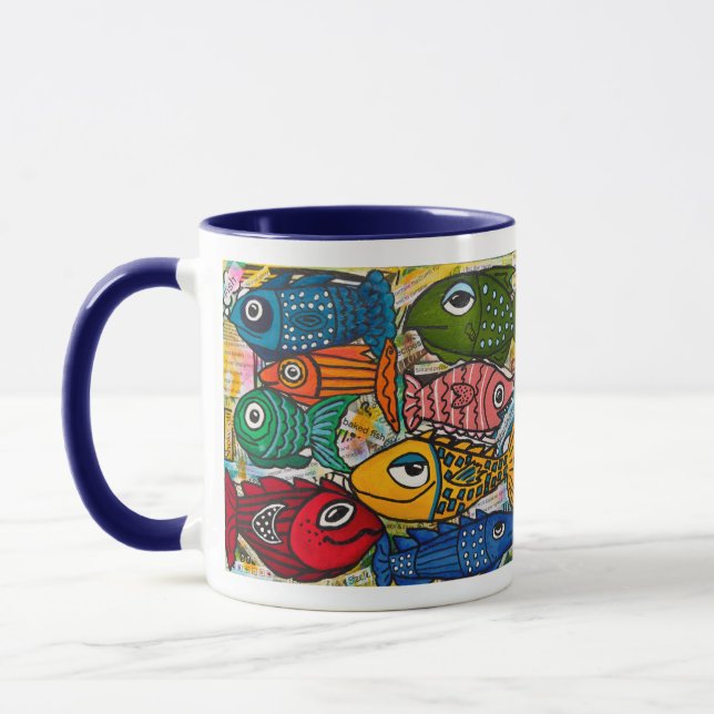Es ist eine Wrap Beverage-Tasse Tasse (Links)