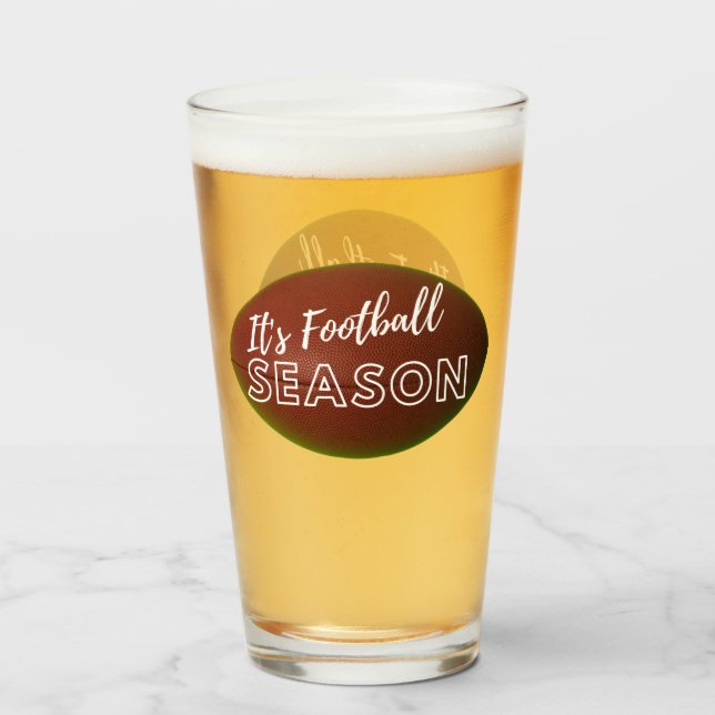 Es ist Fußball Saison Bierglas Tumbler (Rückseite (gefüllt))