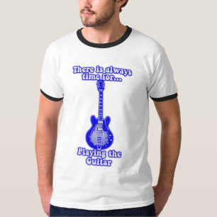 Es ist immer Zeit, Gitarre zu spielen. Blau T-Shirt