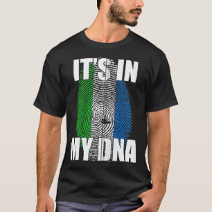 Es ist in meinem DNA Krio Flag Zip T-Shirt
