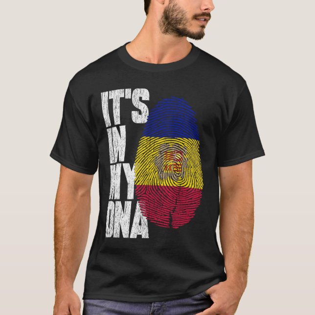 Es ist in meiner DNA Andorran Shirt Proud Hispanic (Vorderseite)