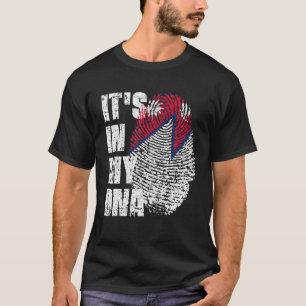 ES IST IN MEINER DNA, Nepal Flag Nepalesisch Nepal T-Shirt