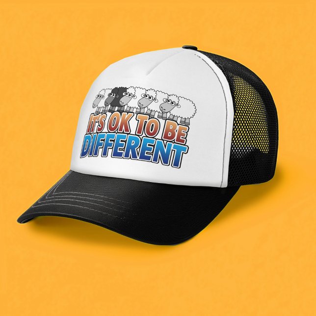 Es ist in Ordnung, ein anderes BLACK SHEEP zu sein Truckerkappe (Von Creator hochgeladen)