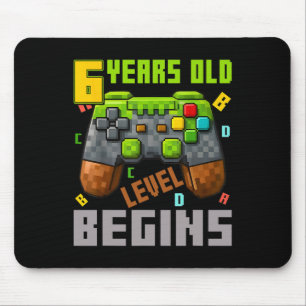 Es ist mein 6. Geburtstag Pixel Gaming Controller  Mousepad