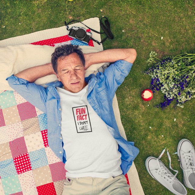 Es ist mir egal T-Shirt (Von Creator hochgeladen)