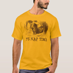 Es ist Nickerchen-Zeit-schlafender schnarchender T-Shirt