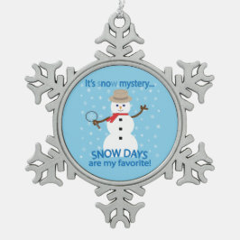 Es ist NOw Mystery Detective Snowman Blue Schneeflocken Zinn-Ornament