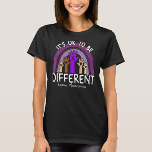 Es ist ok, ein anderes Lupus-Bewusstsein Lila Rai T-Shirt