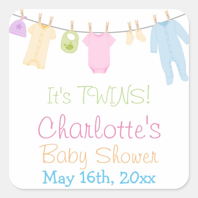 Es ist TWINS! Kleine Kleidung Baby Dusche Party Quadratischer Aufkleber (Vorderseite)