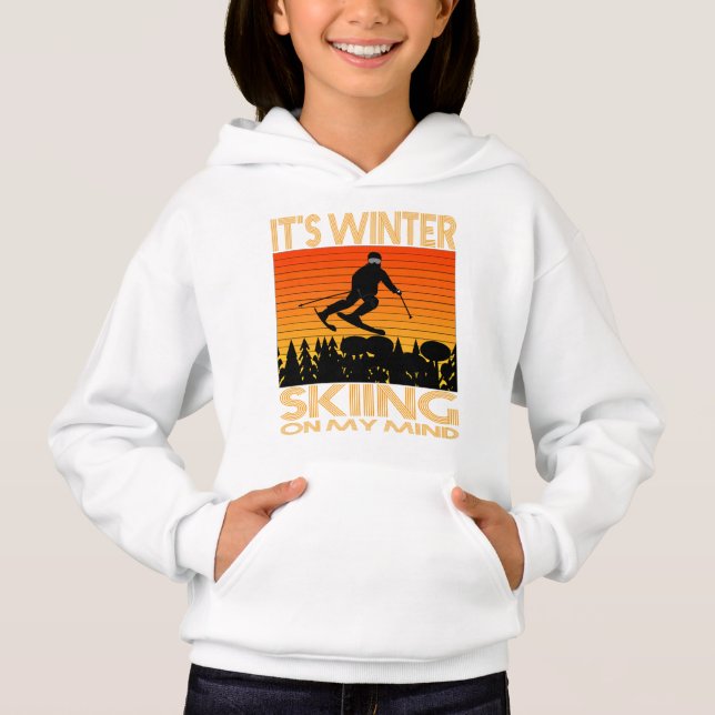 ES IST WINTER - MEINER MEINUNG NACH SKIEN. HOODIE (Vorderseite)