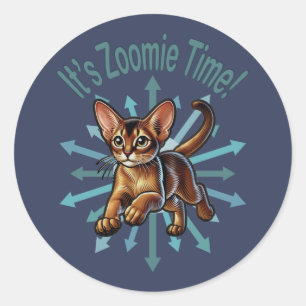 Es ist Zoomie Time Abyssinian Cat Runder Aufkleber