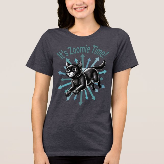 Es ist Zoomie Time Black Cat Tri-Blend Shirt (Vorderseite)