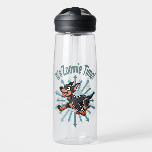 Es ist Zoomie Time Doberman Pincher Trinkflasche