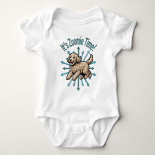 Es ist Zoomie Time Labradoodle Baby Strampler