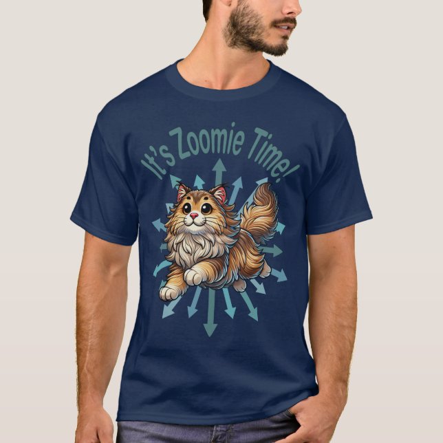 Es ist Zoomie Time Norwegische Waldkatze T-Shirt (Vorderseite)