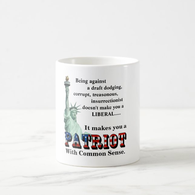 Es macht Sie zu einem PATRIOT mit gesundem Sinn Kaffeetasse (Mittel)