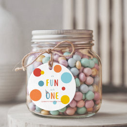 Es macht Spaß, ein Geburtstagsfeier-Gunstbeweis-Et Geschenkanhänger