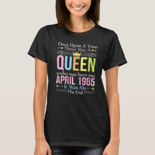 Es war einmal eine Königin, die auf einem T-Shirt