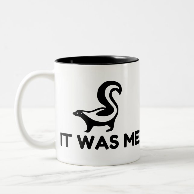 Es war ich Skunk Zweifarbige Tasse (Links)