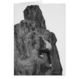Escalade de roche d'homme