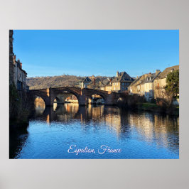 Espalion Stadt in der vulkanischen Region Frankrei Poster